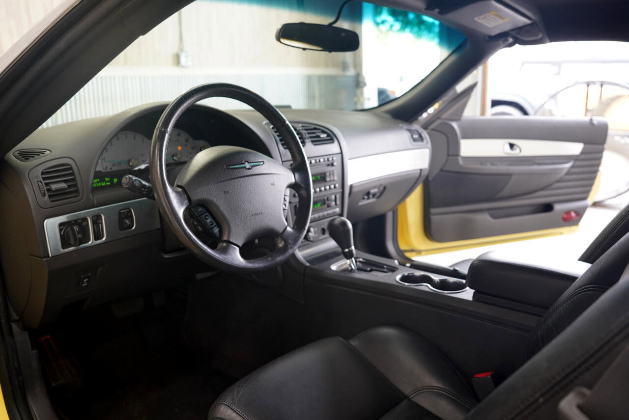 Used 2002 Ford Thunderbird image 11