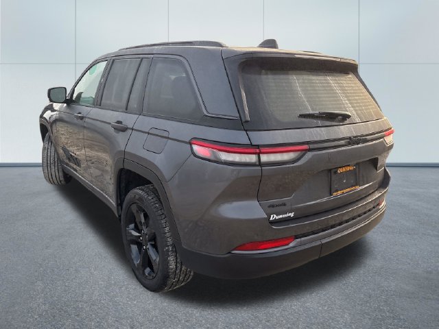 Used 2026 Jeep Grand Cherokee Limited w/ Limited Altitude Package AWD/4WD image 2
