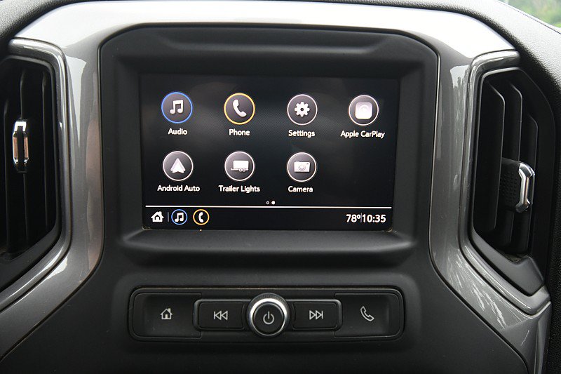 Used 2022 Chevrolet Silverado 2500 Custom AWD/4WD image 16