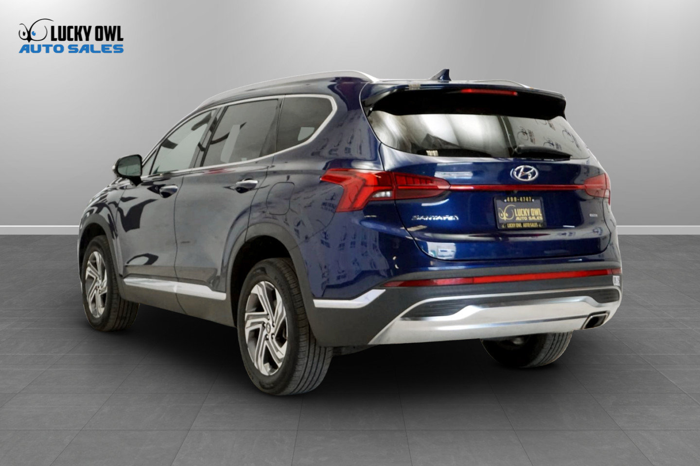 Used 2023 Hyundai Santa Fe SEL w/ Premium Package AWD/4WD image 4