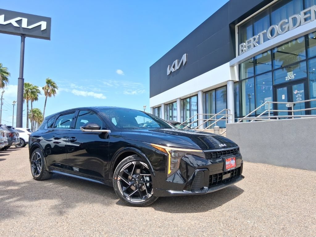 New 2026 Kia K4 GT-Line