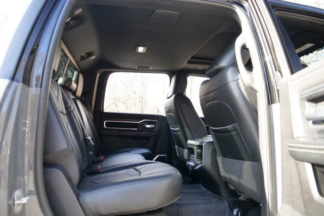 Used 2024 RAM 3500 Laramie w/ Night Edition image 46