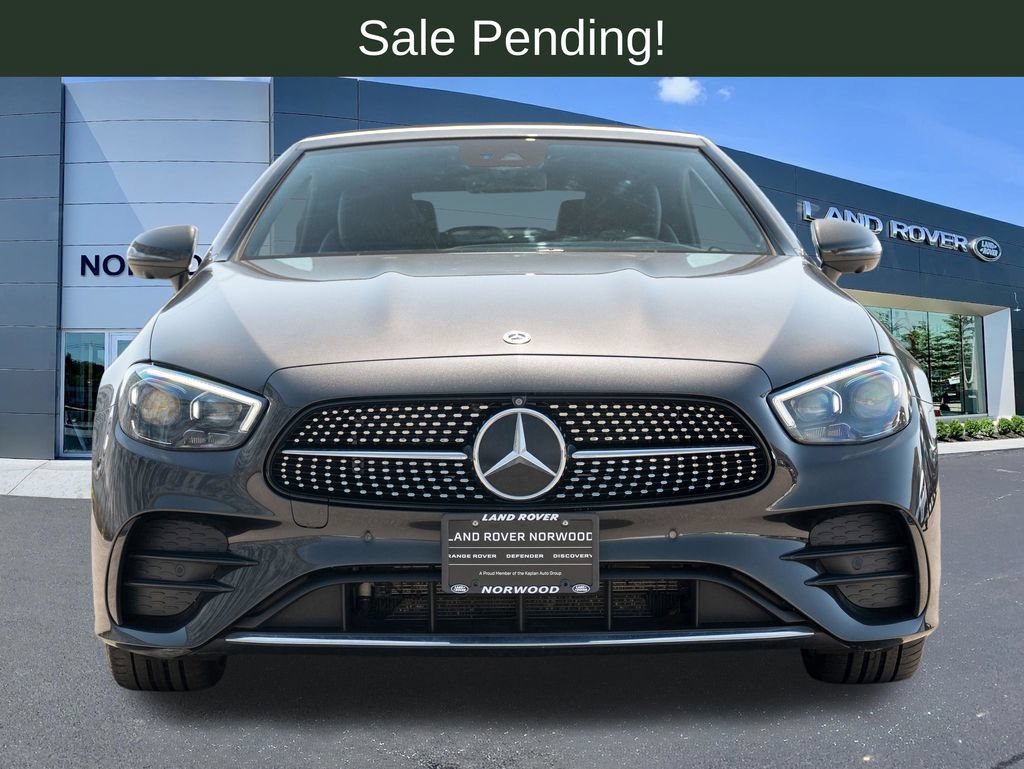Used 2022 Mercedes-Benz E 450 4MATIC Cabriolet image 3
