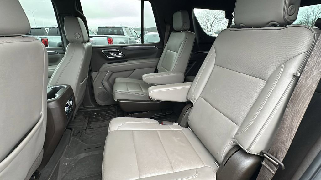 Used 2021 GMC Yukon SLT w/ SLT Luxury Plus Package image 13