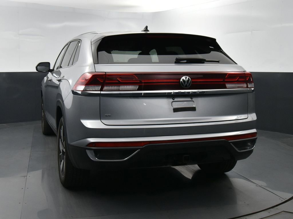Used 2024 Volkswagen Atlas Cross Sport SE image 38
