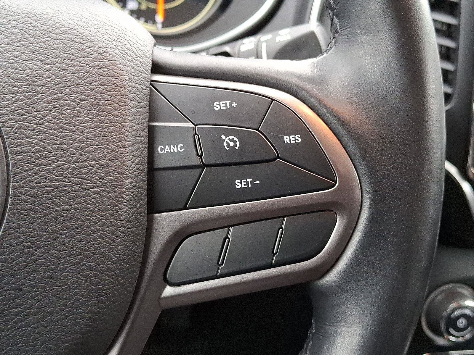 Used 2021 Jeep Cherokee Latitude Lux w/ Comfort/Convenience Group image 20