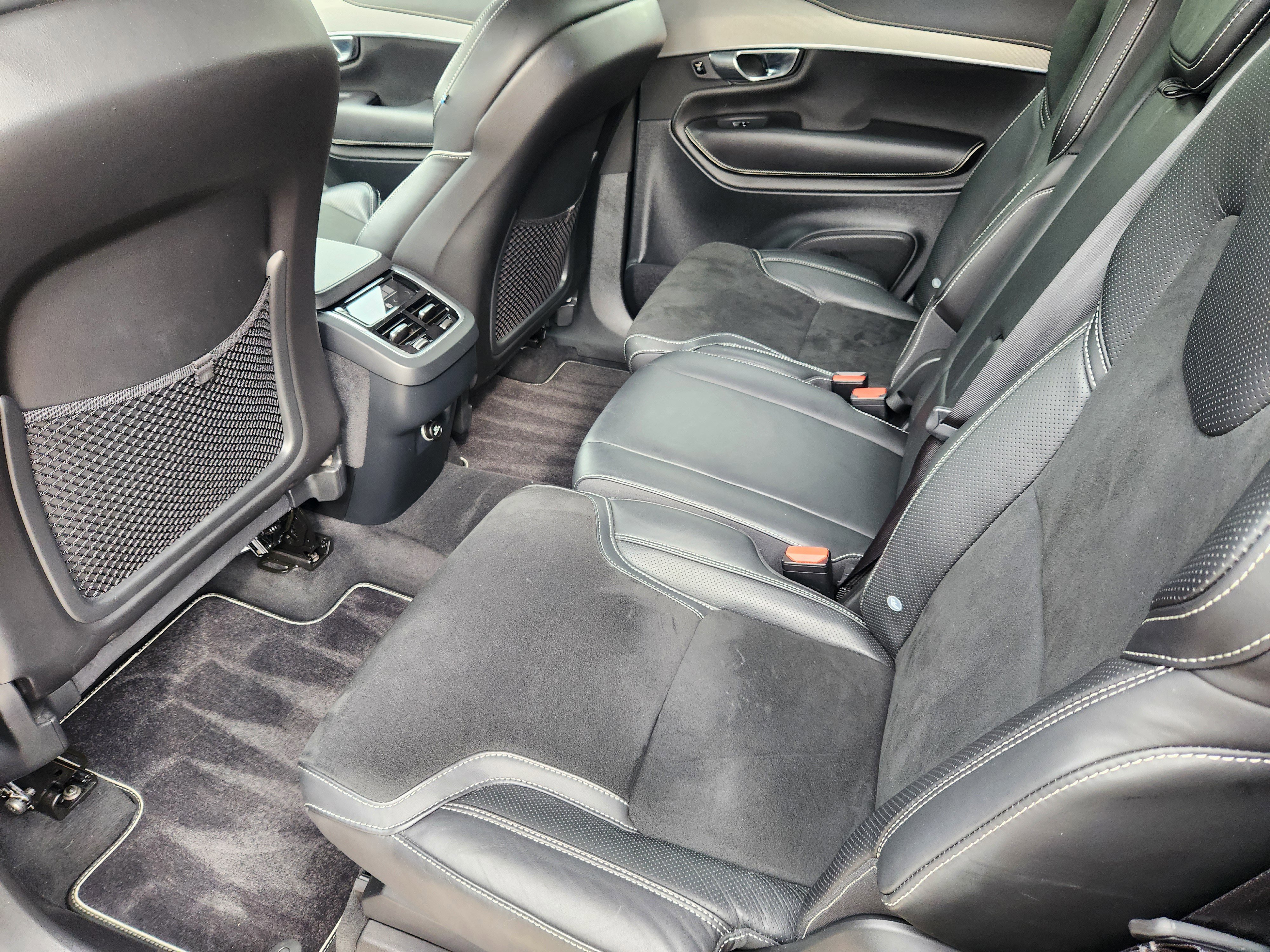 Used 2019 Volvo XC90 T5 R-Design AWD/4WD image 28