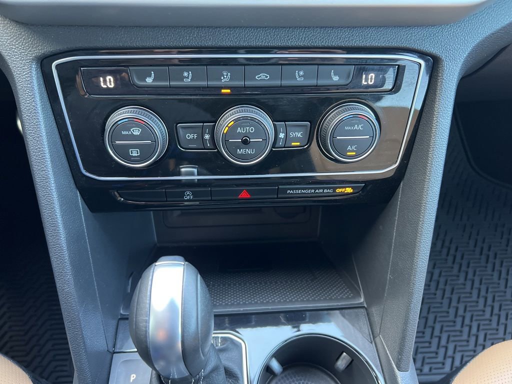 Used 2023 Volkswagen Atlas Cross Sport SEL Premium R-Line image 37