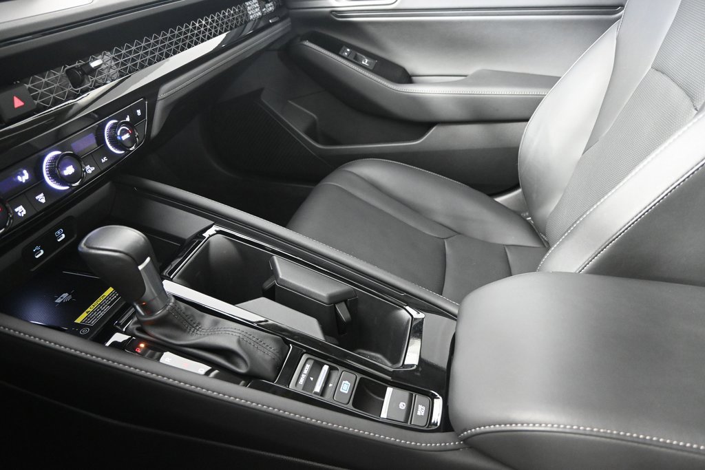 Used 2025 Honda Accord Touring image 34