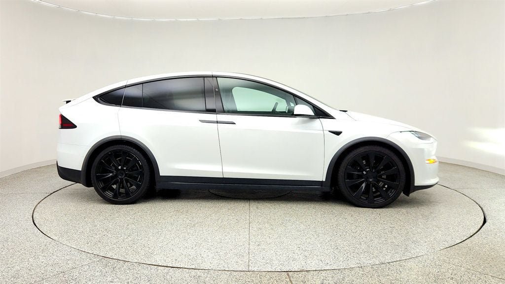 Used 2022 Tesla Model X AWD/4WD image 4