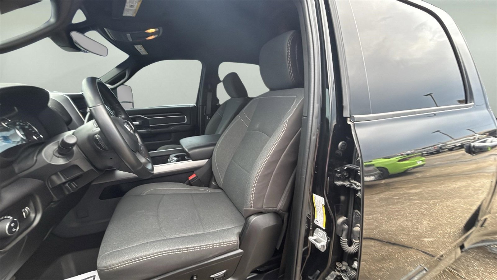 Used 2023 RAM 3500 Big Horn w/ Night Edition image 14