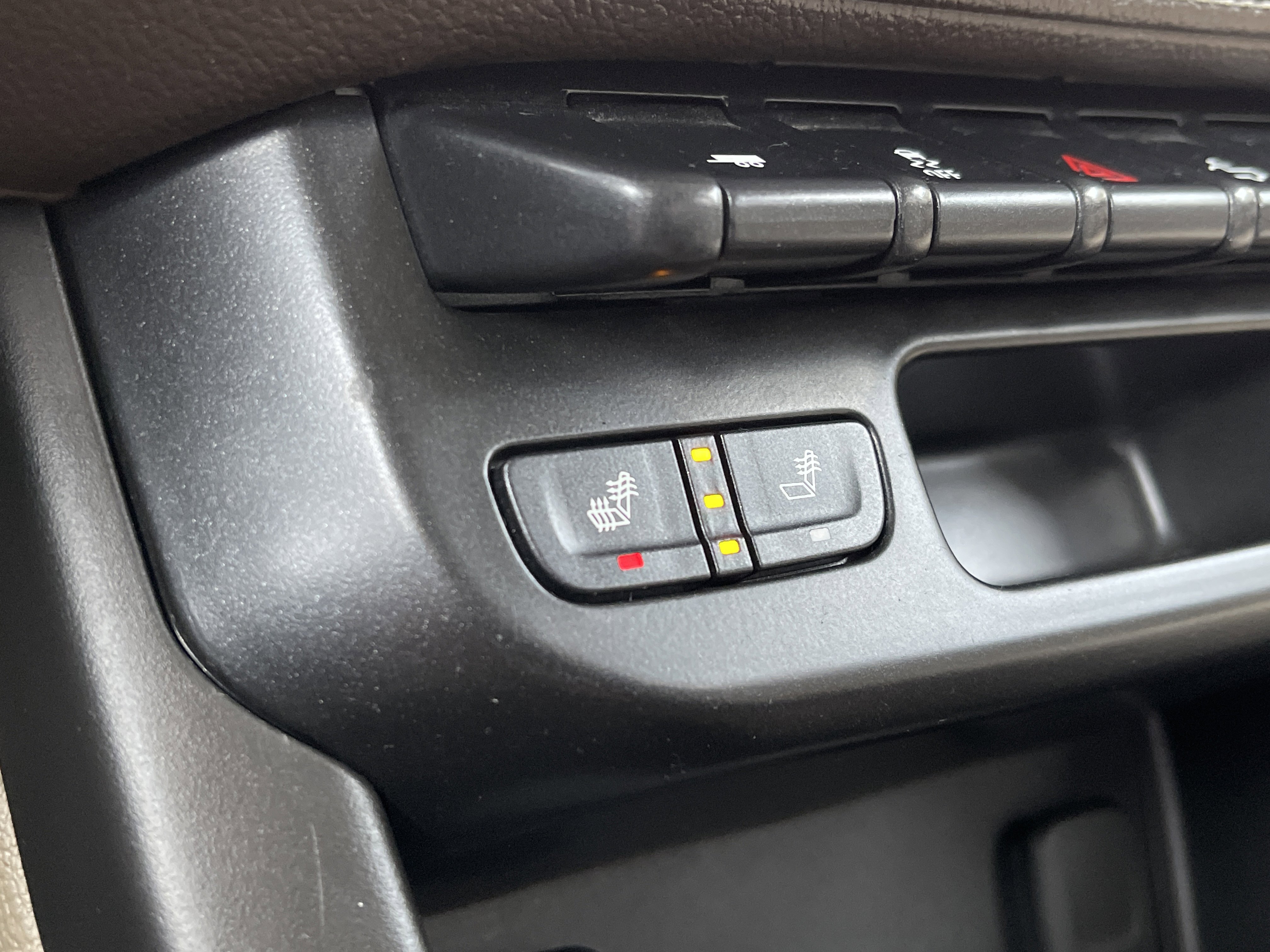 Used 2020 GMC Canyon SLT w/ Driver Alert Package image 29