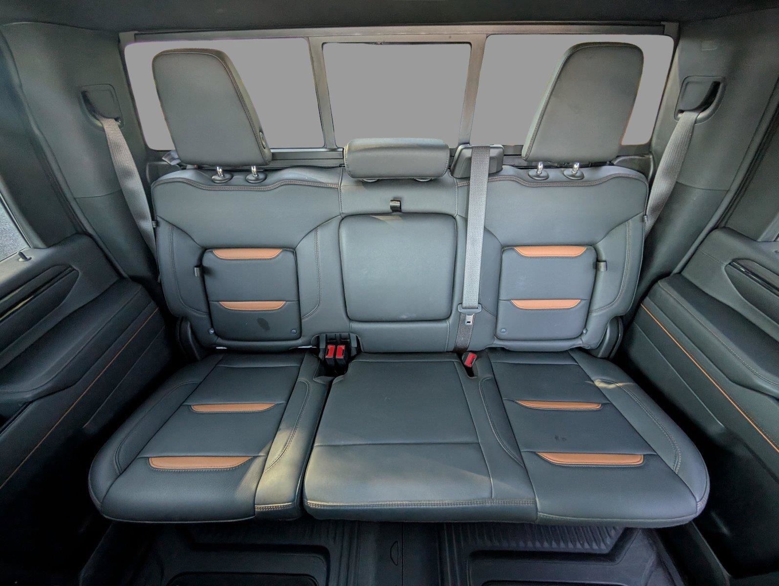 Used 2024 GMC Sierra 2500 AT4 w/ AT4 Premium Plus Package AWD/4WD image 34