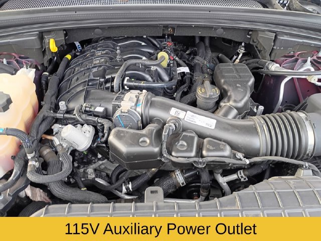 Used 2023 Jeep Grand Cherokee Laredo AWD/4WD image 21