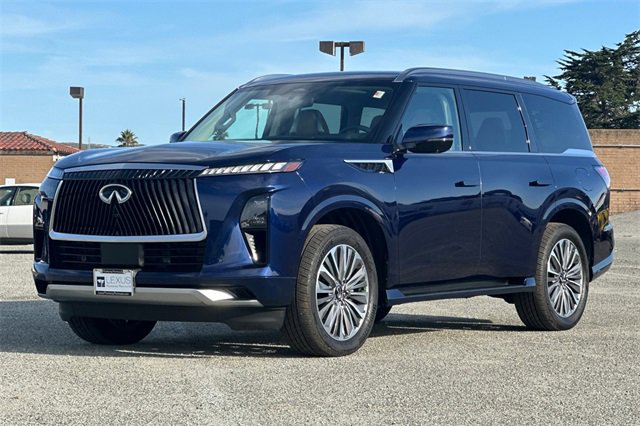 Used 2025 INFINITI QX80 Sensory image 8