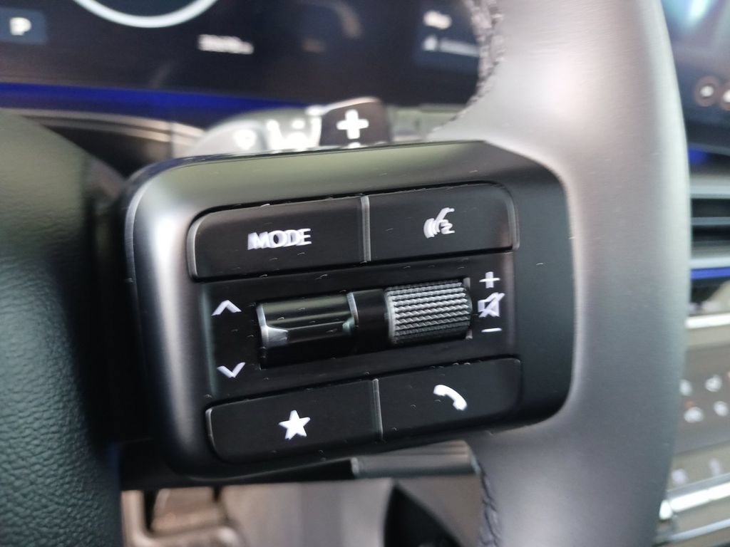 Used 2024 Hyundai Santa Fe Calligraphy AWD/4WD image 35