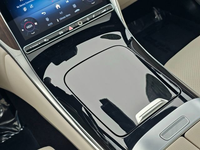 Certified 2025 Mercedes-Benz GLC 300 4MATIC image 36