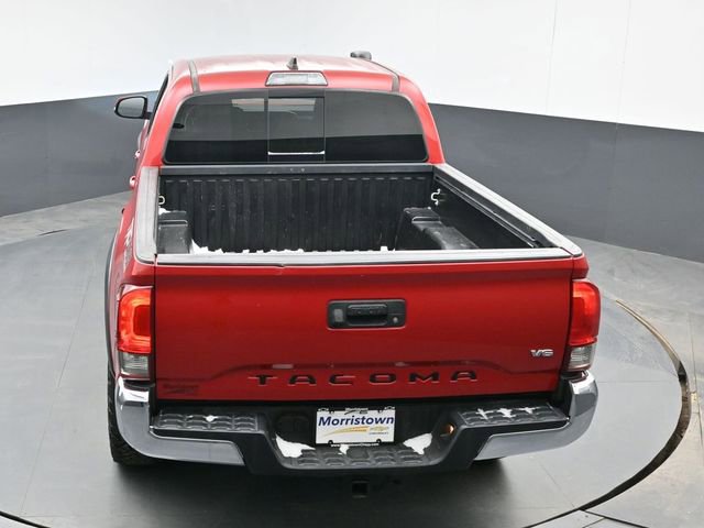 Used 2017 Toyota Tacoma TRD Off-Road w/ Tow Package (A/T) image 39