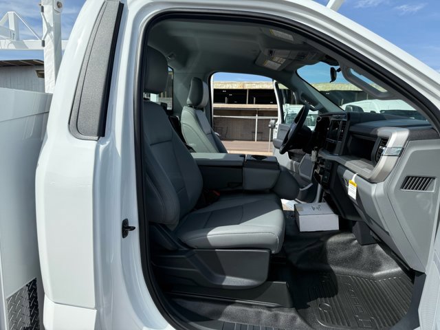 New 2026 Ford F250 XL w/ XL Chrome Package image 23
