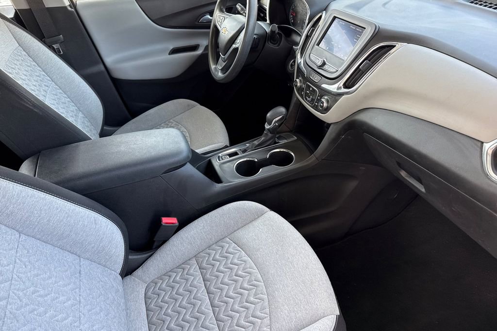 Used 2023 Chevrolet Equinox LS FWD image 25