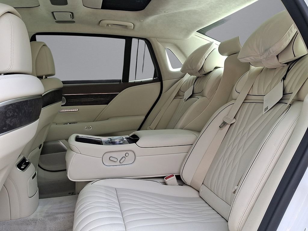 Used 2025 Genesis G90 3.5T AWD/4WD image 20