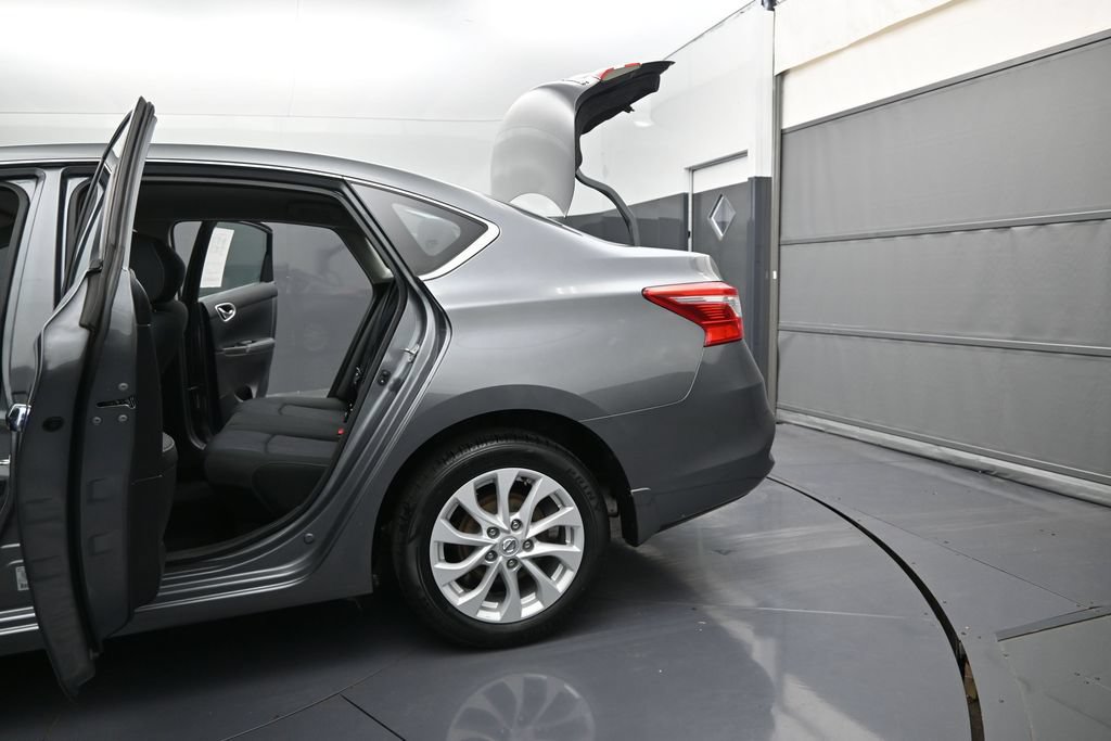 Used 2019 Nissan Sentra SV FWD image 12