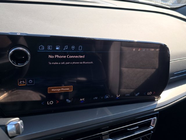 New 2027 Chevrolet Traverse LT w/ Driver Confidence Package FWD image 6