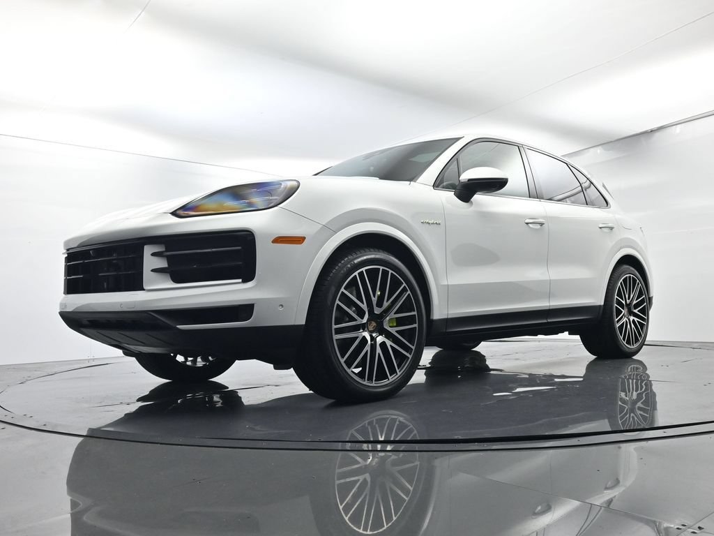 Certified 2026 Porsche Cayenne E-Hybrid AWD/4WD image 41