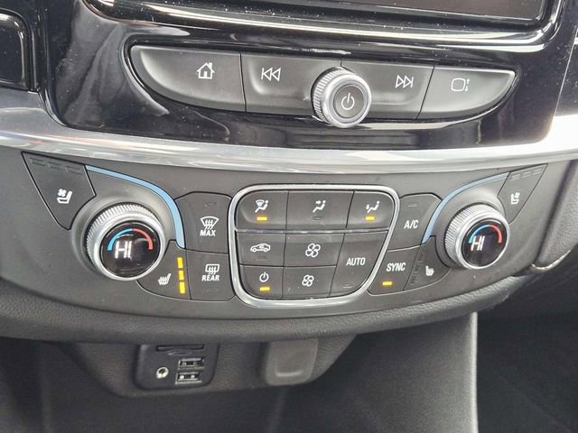 Used 2023 Chevrolet Traverse Premier image 27