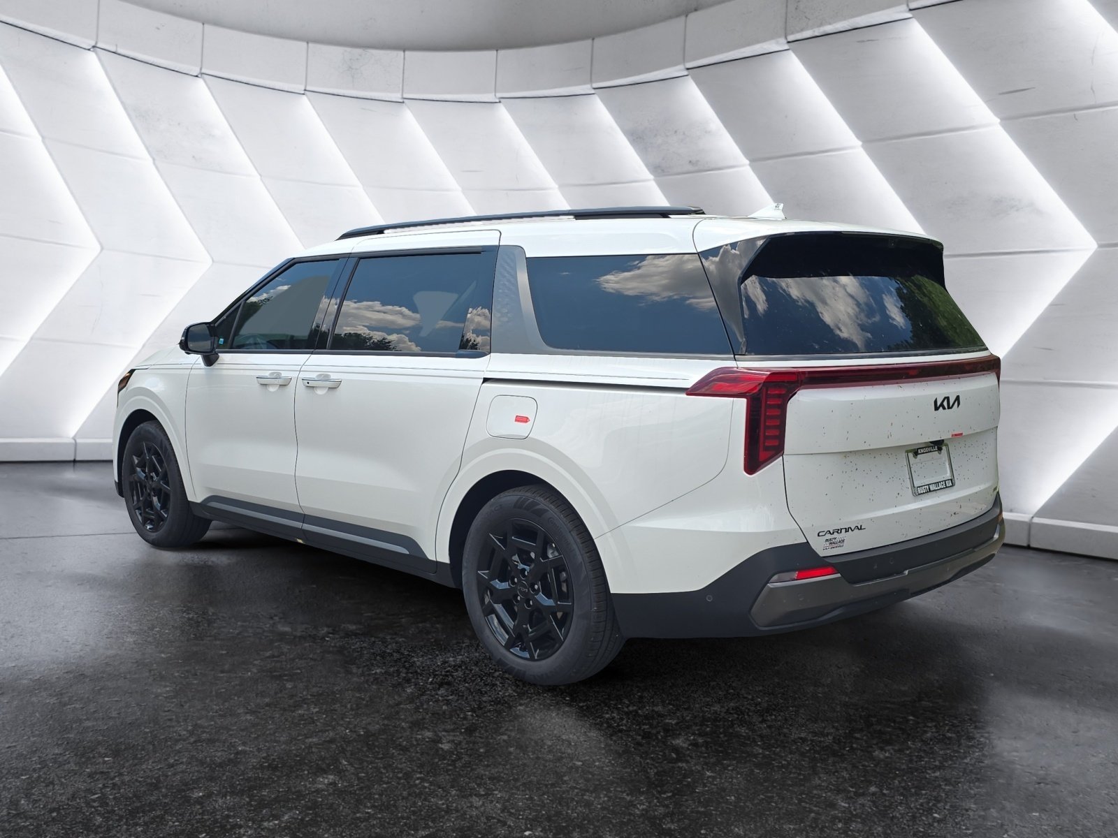New 2027 Kia Carnival SX Prestige FWD image 3