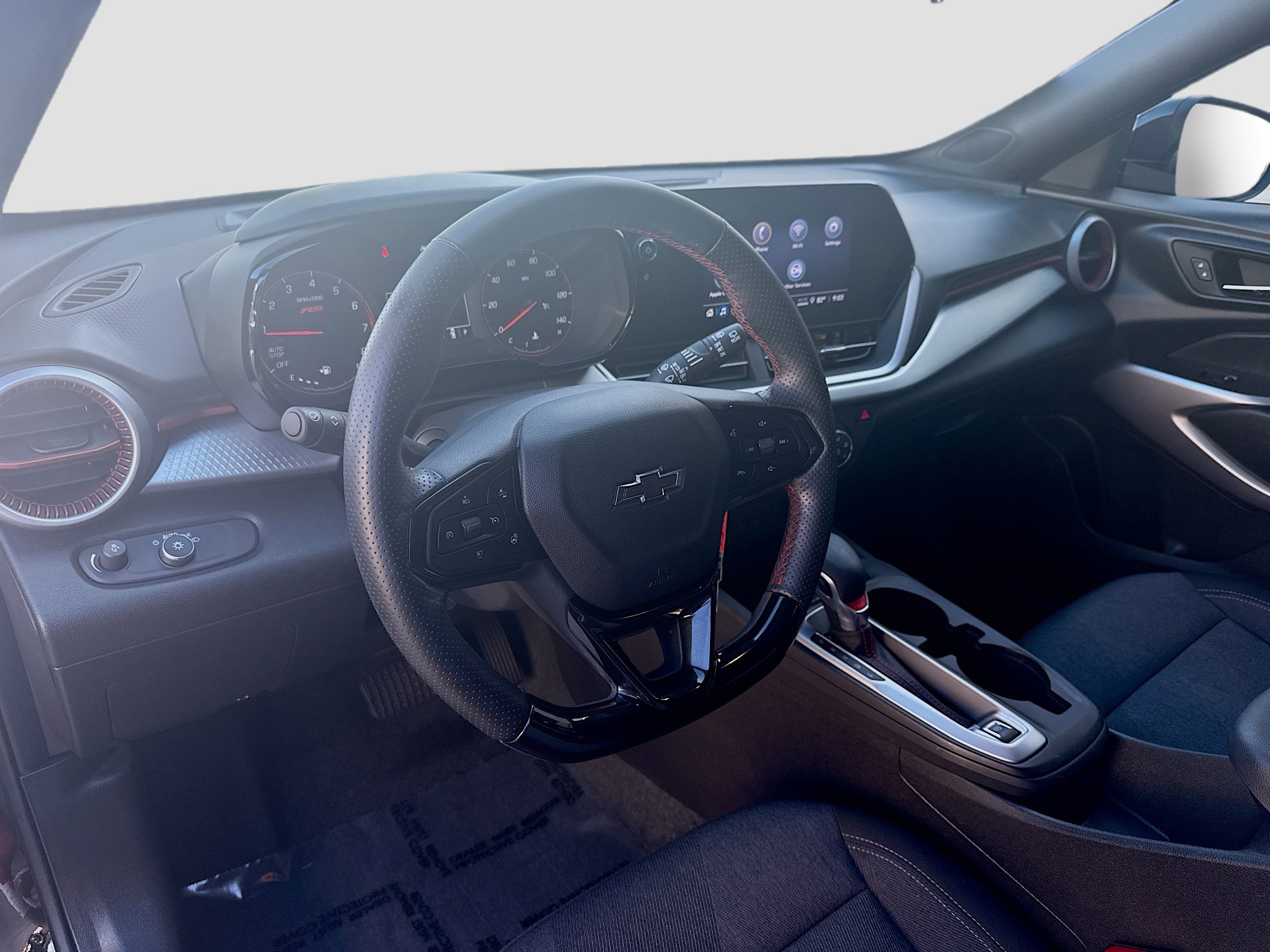 Used 2024 Chevrolet Trax RS image 7