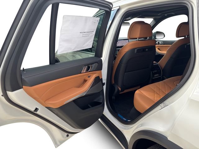 Used 2026 BMW X5 xDrive40i w/ Climate Comfort Package image 23