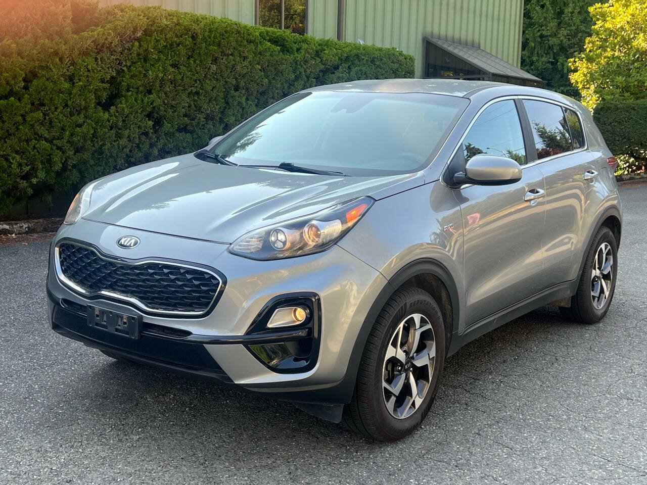 Used 2020 Kia Sportage LX AWD/4WD image 1