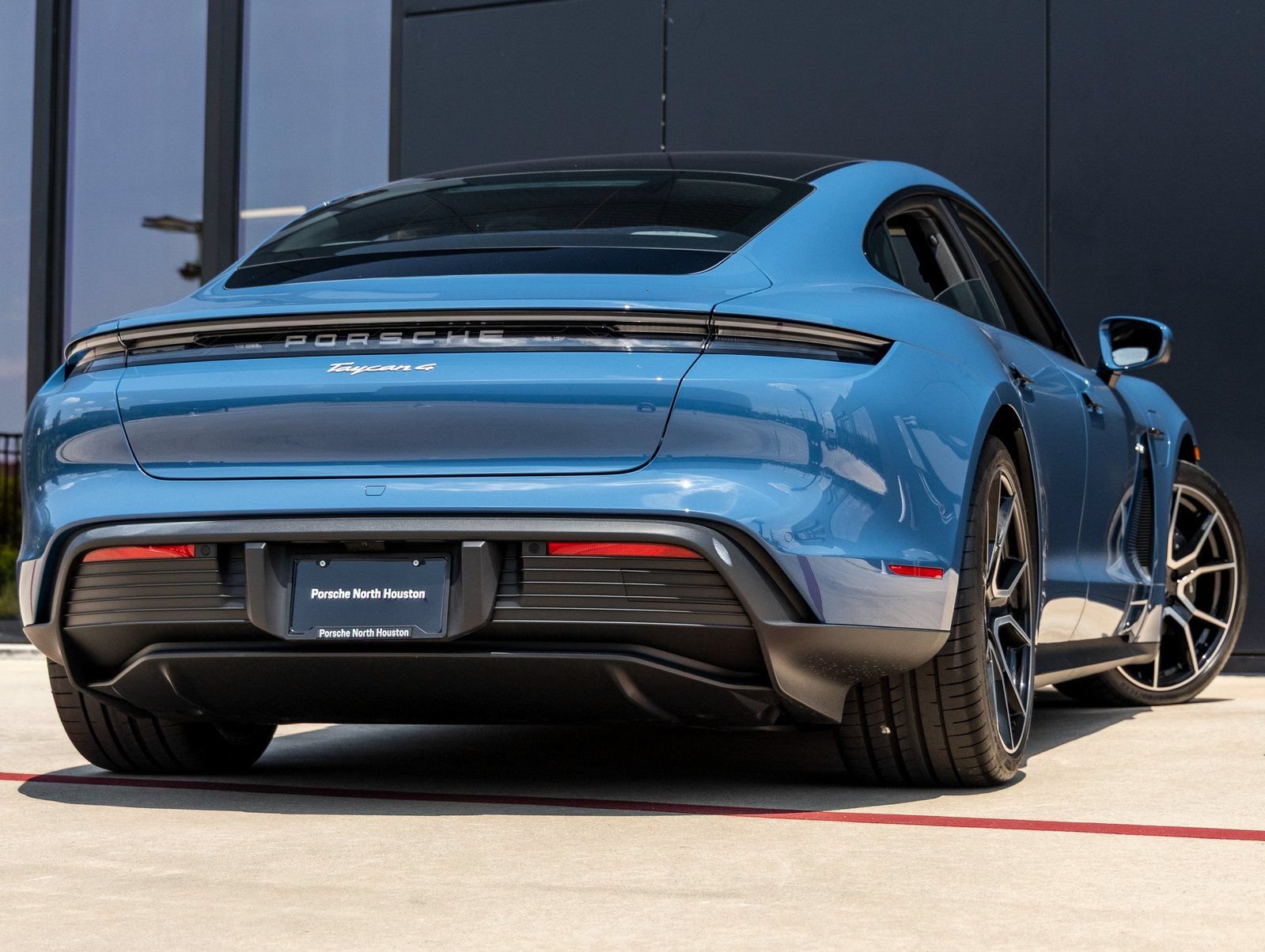 Certified 2025 Porsche Taycan AWD/4WD image 11