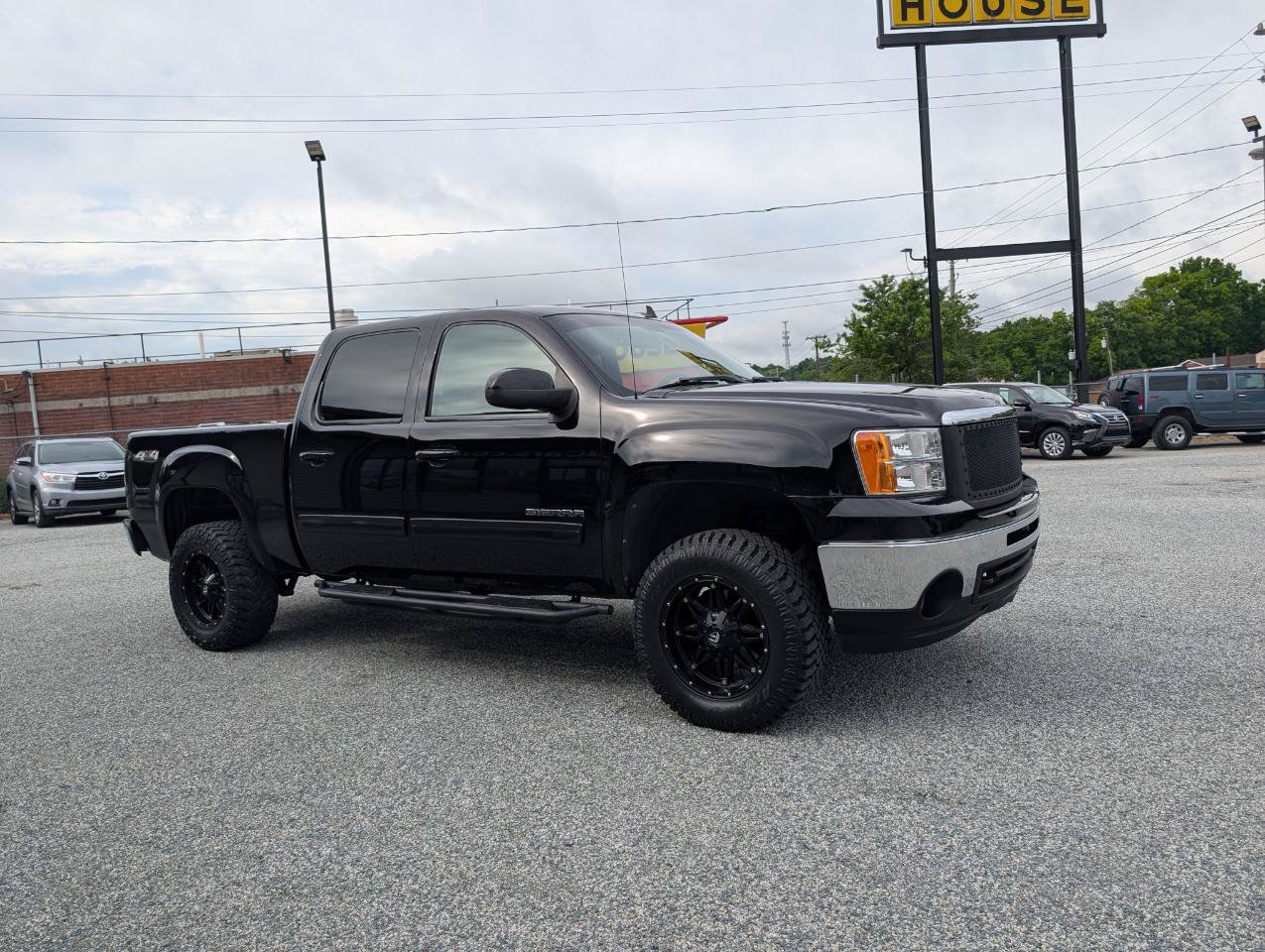 Used 2011 GMC Sierra 1500 SLT AWD/4WD image 3
