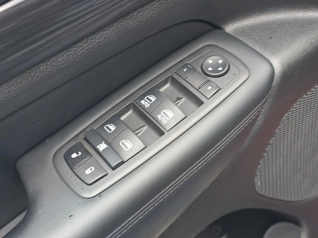 Used 2022 Jeep Grand Cherokee Laredo X image 20