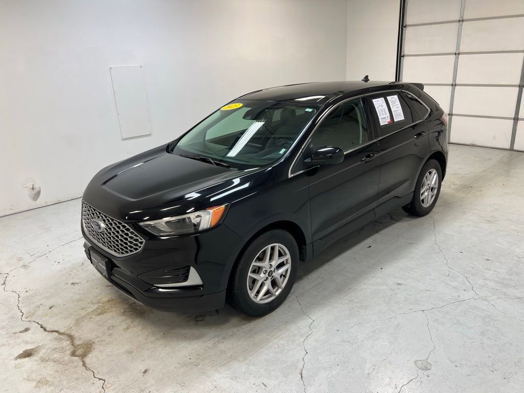Used 2023 Ford Edge SEL image 6