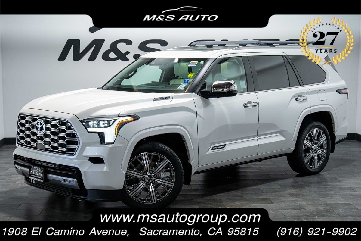 Used 2024 Toyota Sequoia Capstone AWD/4WD image 1