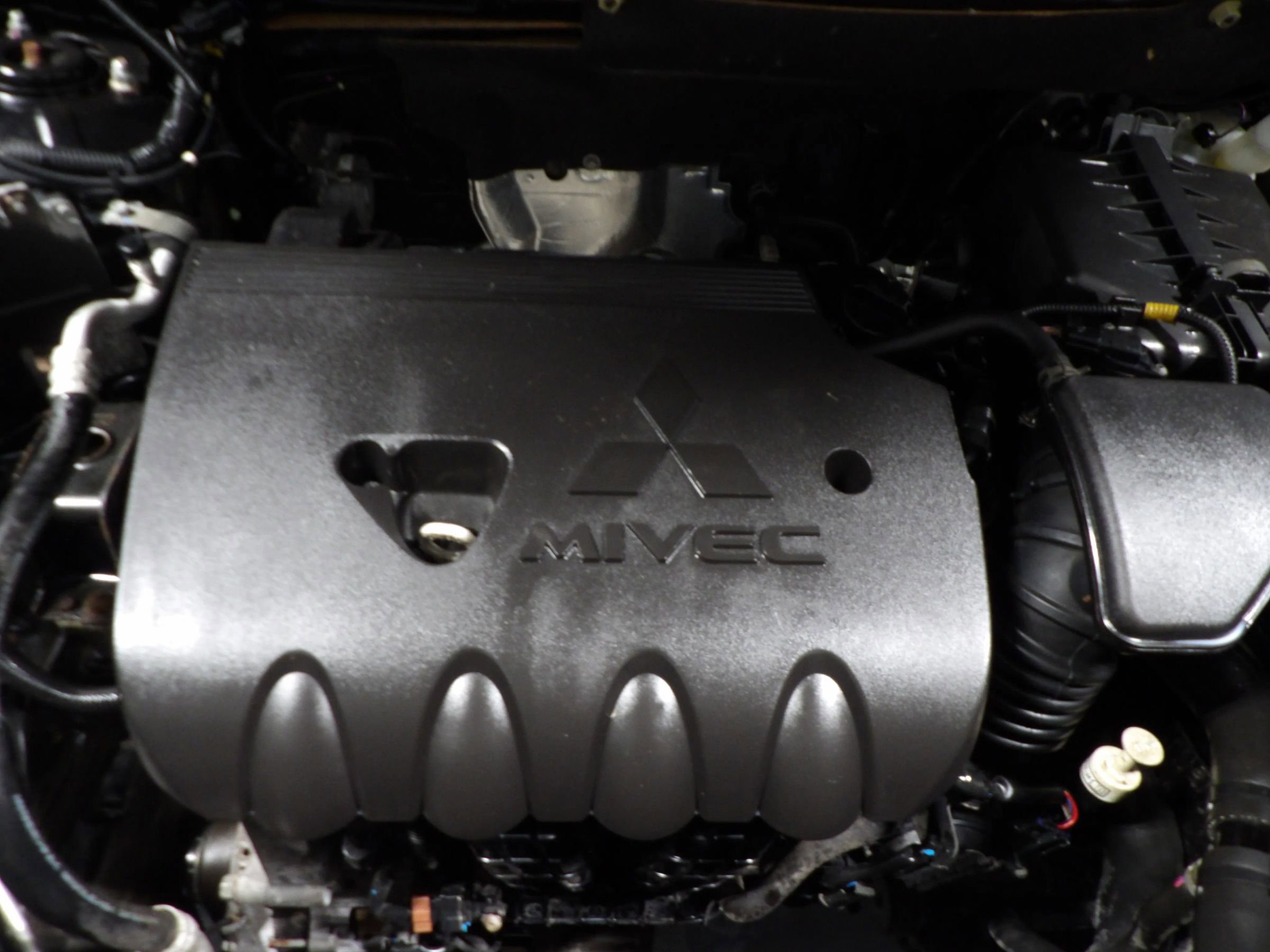 Used 2018 Mitsubishi Outlander ES image 21