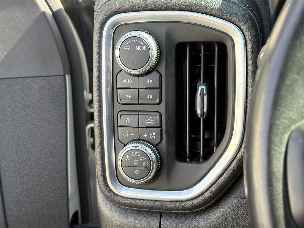 Used 2021 GMC Sierra 2500 Denali w/ Denali Ultimate Package AWD/4WD image 17