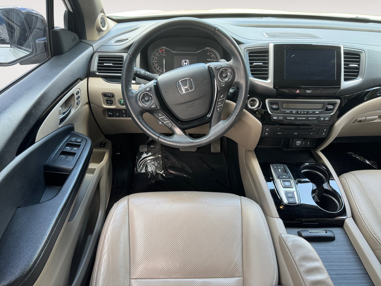 Used 2018 Honda Pilot Elite image 10