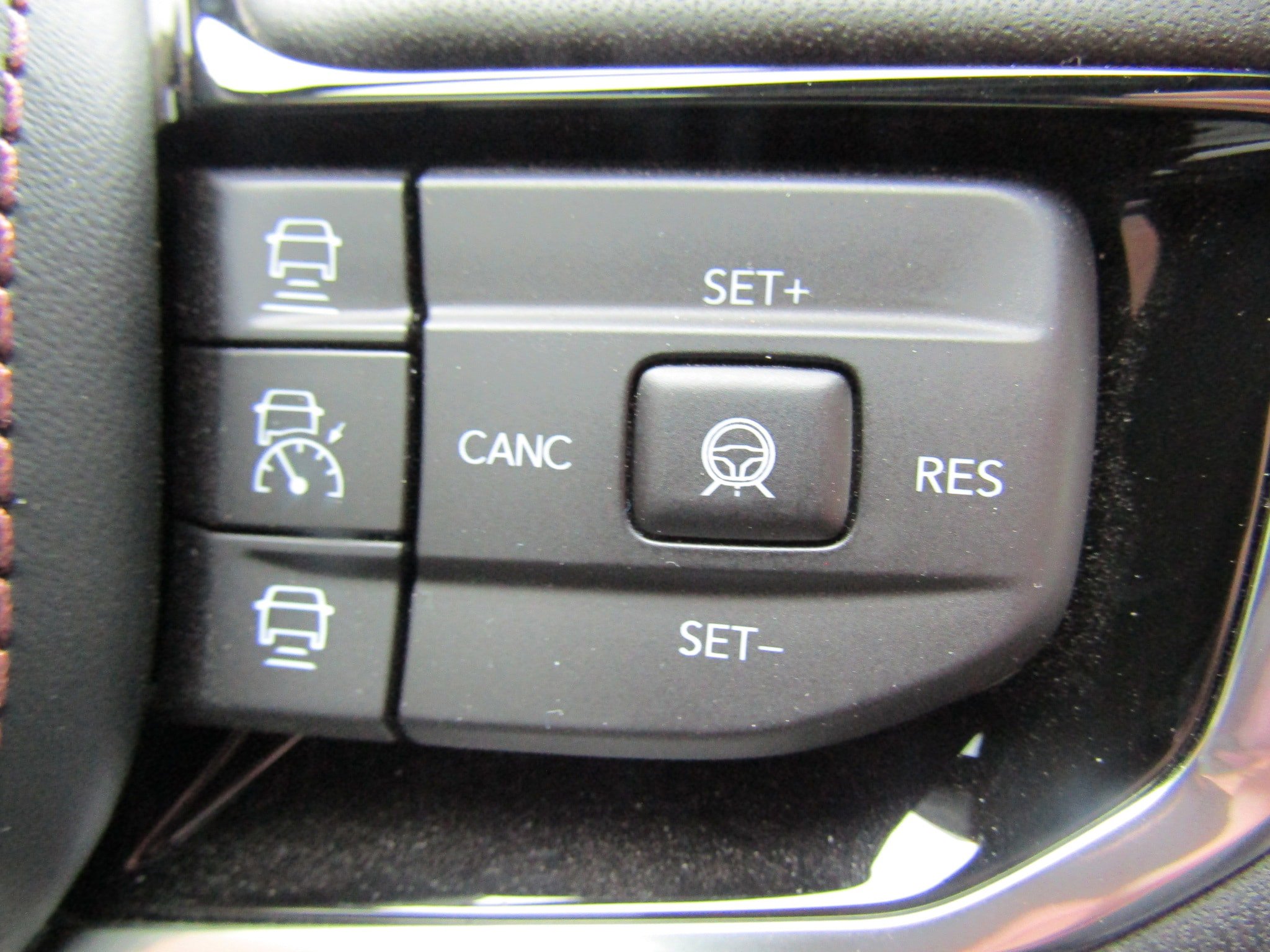 Used 2024 Jeep Wagoneer Launch Edition AWD/4WD image 41