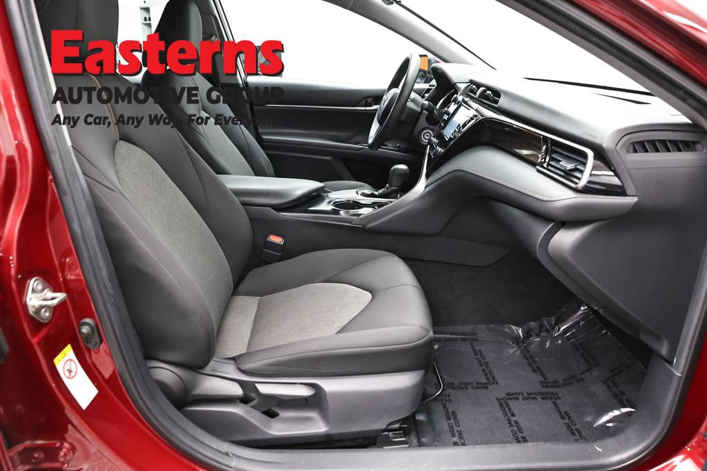 Used 2019 Toyota Camry LE FWD image 22