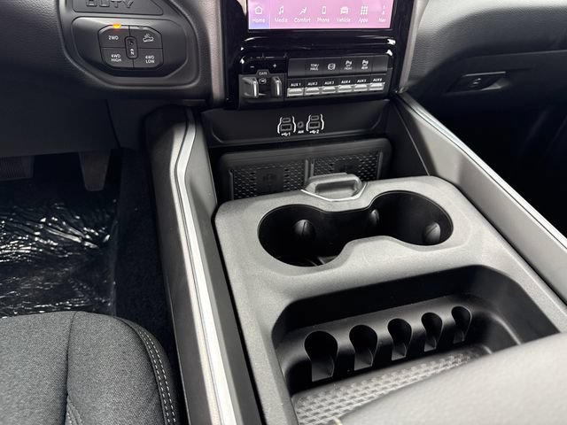 New 2026 RAM 2500 Big Horn AWD/4WD image 22