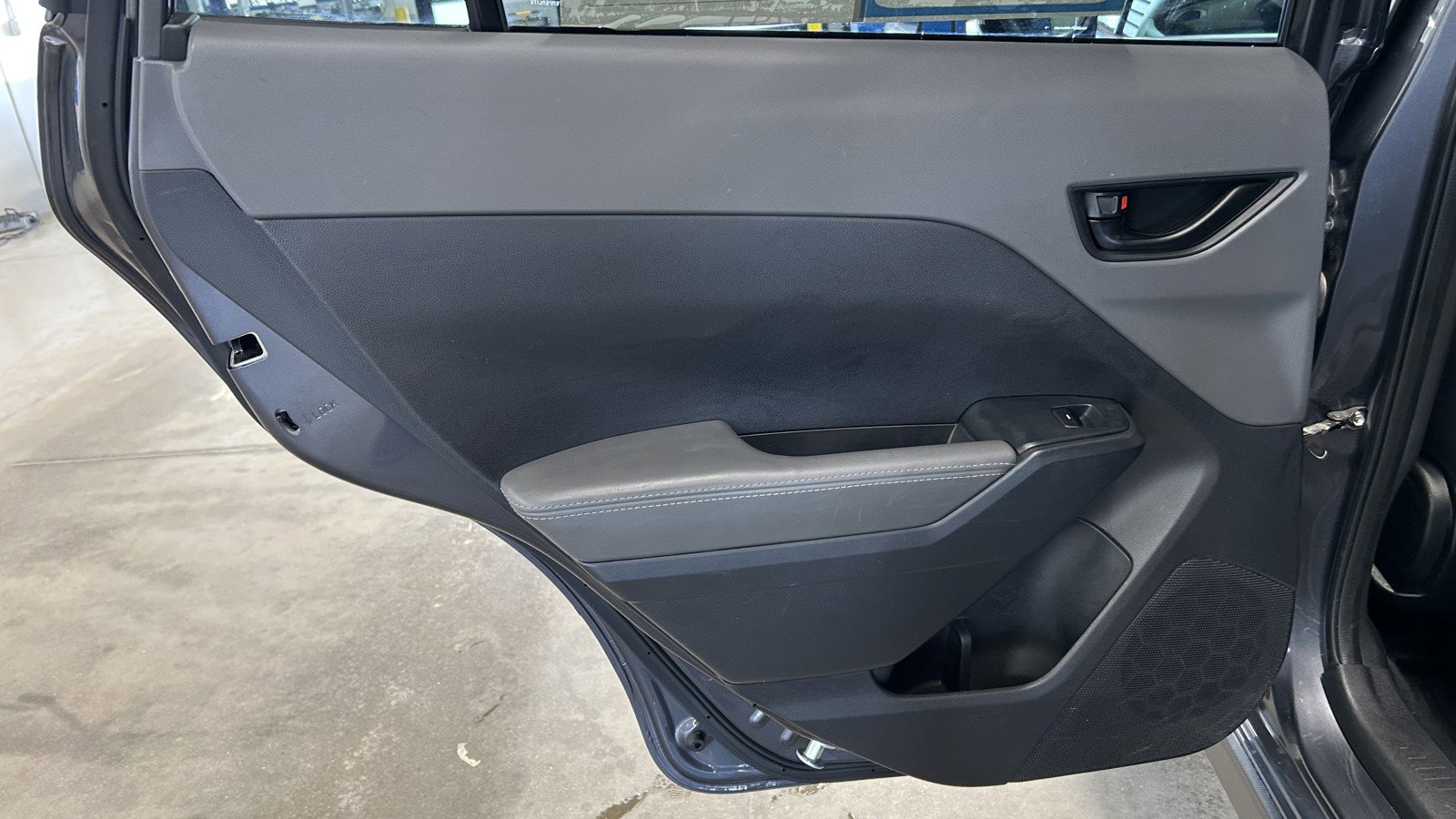 Used 2024 Subaru Crosstrek 2.0i Premium image 13