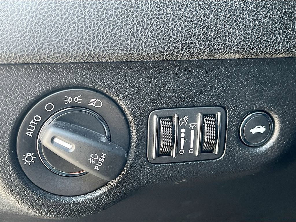 Used 2022 Chrysler 300 S w/ Comfort Group image 10