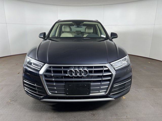 Used 2020 Audi Q5 2.0T Premium w/ Convenience Package image 2