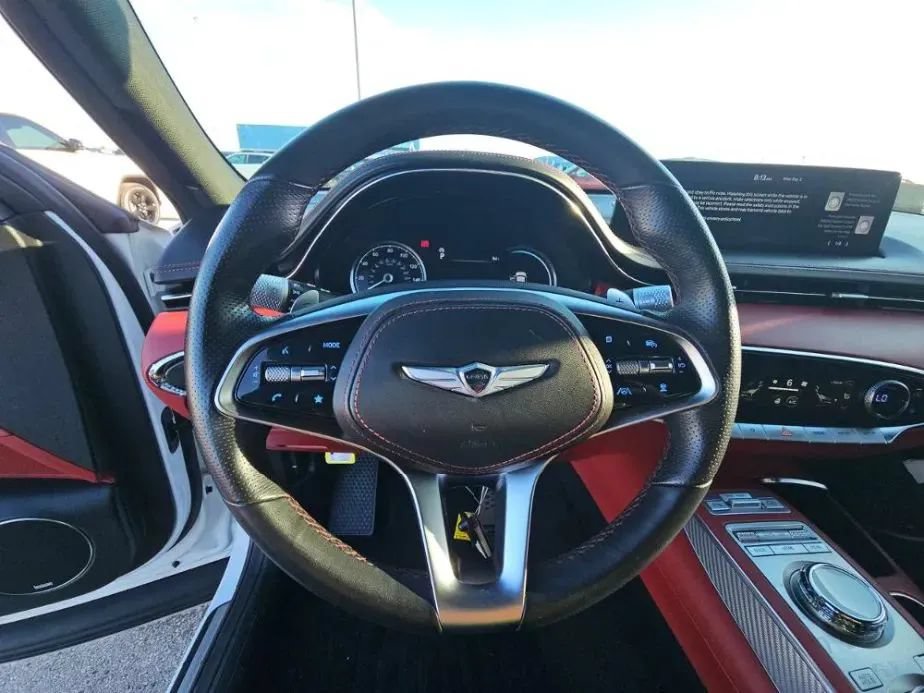 Used 2022 Genesis GV70 2.5T w/ Sport Prestige Package AWD/4WD image 12