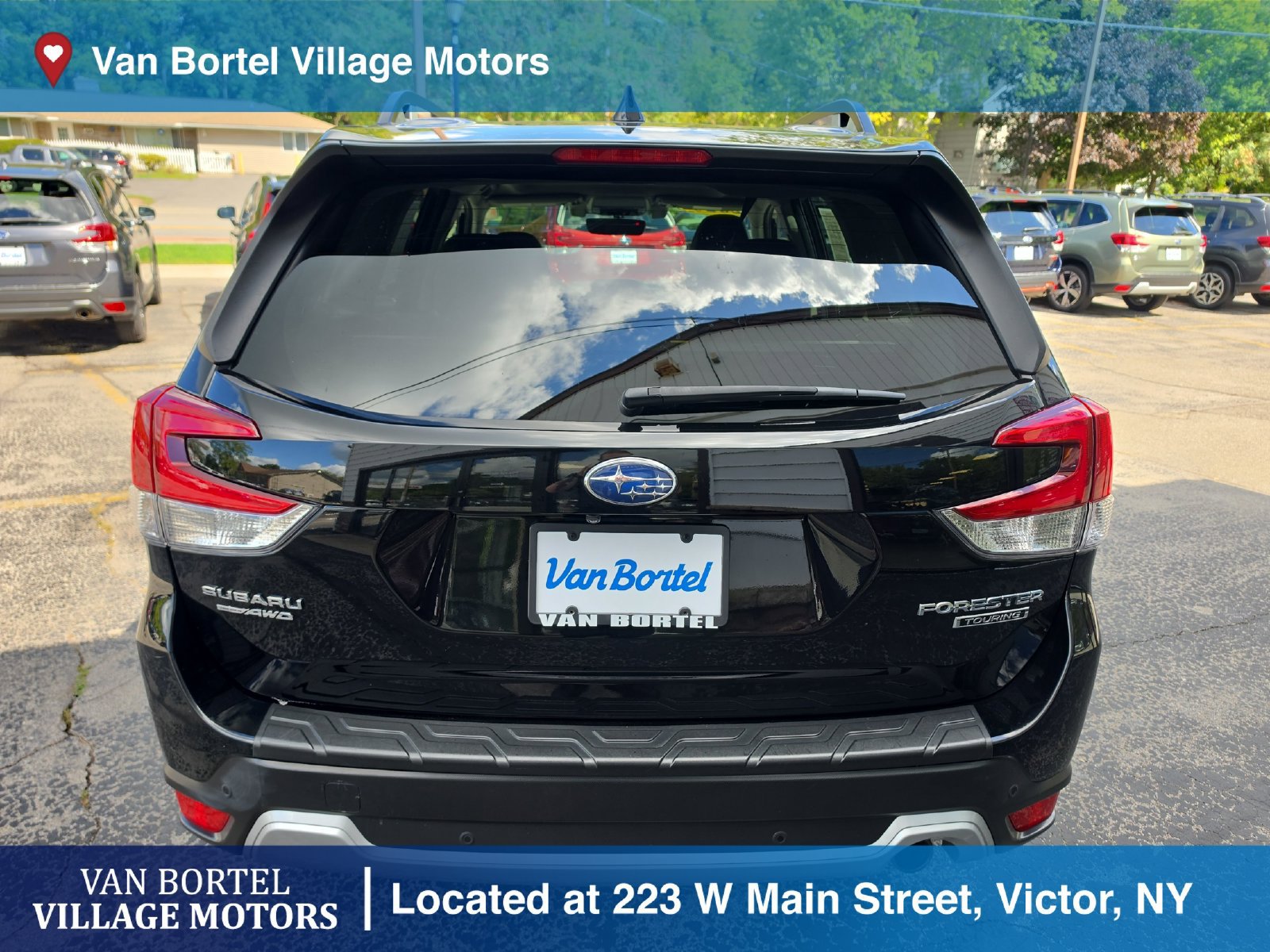 Used 2020 Subaru Forester Touring AWD/4WD image 6
