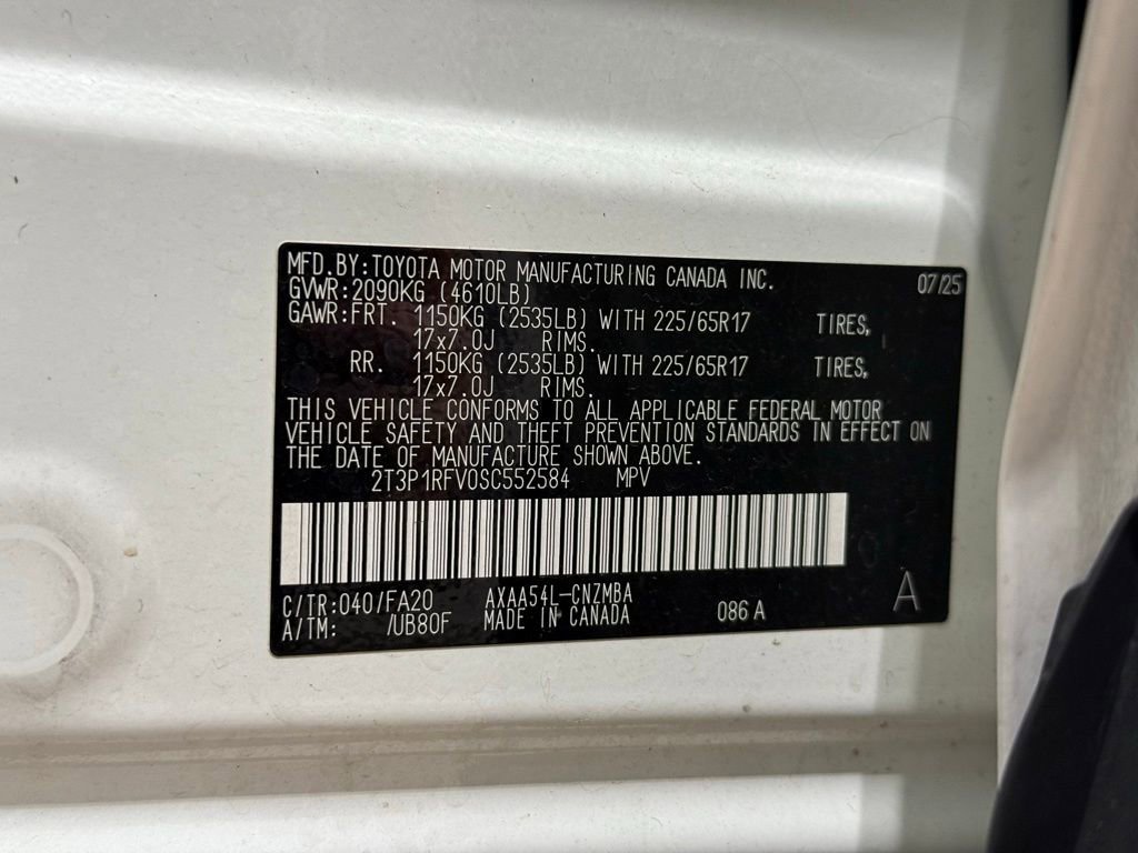 Certified 2025 Toyota RAV4 XLE AWD/4WD image 32